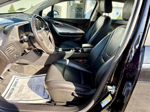Used 2015 Chevrolet Volt Premium w/ Premium Trim Package image 16