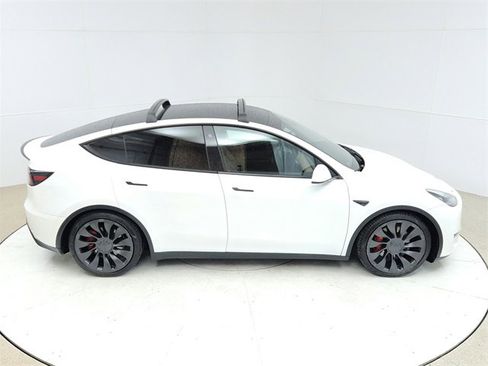 Used 2020 Tesla Model Y Performance image 20