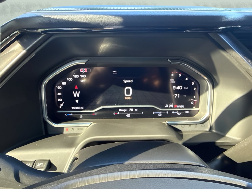 Used 2025 GMC Sierra 2500 AT4X AWD/4WD image 25