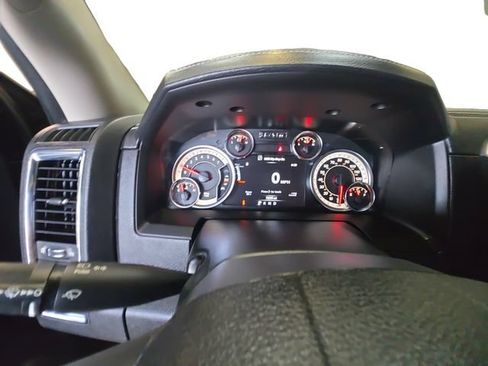 Used 2018 RAM 1500 Laramie w/ Convenience Group AWD/4WD image 14