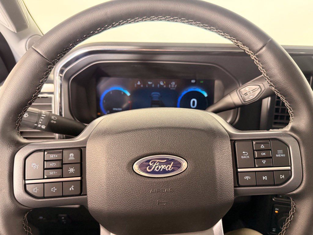 Used 2025 Ford F250 Lariat w/ Lariat Ultimate Package AWD/4WD image 34