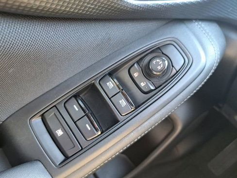 Used 2021 Subaru Forester Premium AWD/4WD image 25