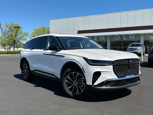 New 2026 Lincoln Nautilus Premier w/ Equipment Group 102A AWD/4WD image 1