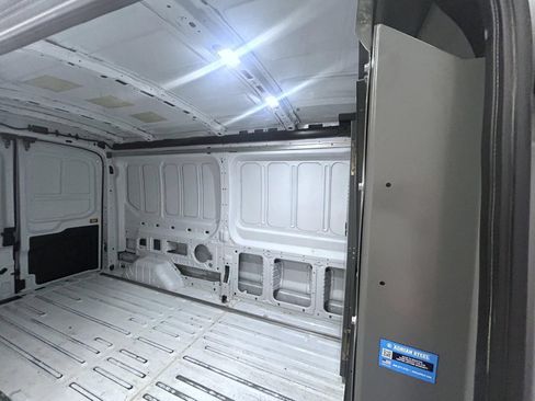 Used 2025 Ford Transit 250 148 Medium Roof RWD image 18