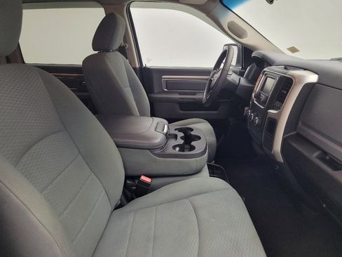 Used 2019 RAM 1500 Classic SLT RWD image 21