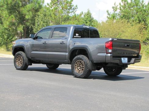 Used 2023 Toyota Tacoma 4x4 Double Cab w/ Trail Edition image 7