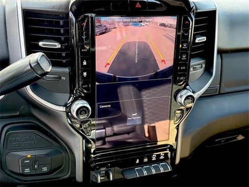 Used 2025 RAM 2500 Big Horn image 13