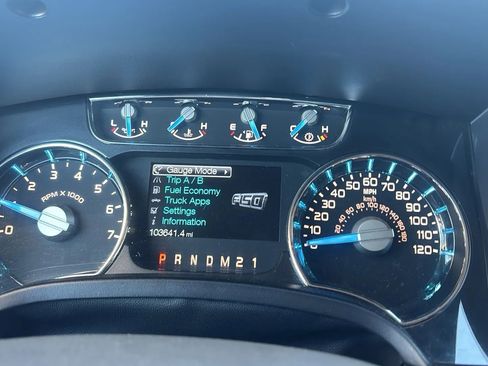 Used 2014 Ford F150 Lariat w/ Equipment Group 502A Luxury image 13