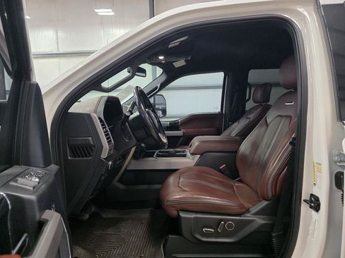 Used 2021 Ford F250 Platinum AWD/4WD image 11