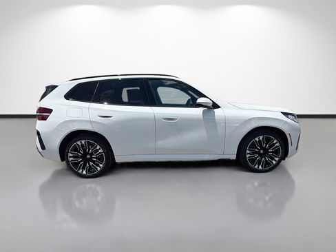 New 2026 BMW X3 xDrive30i w/ M Sport Package AWD/4WD image 2