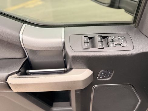 Used 2015 Ford F150 Lariat w/ Equipment Group 502A Luxury image 21