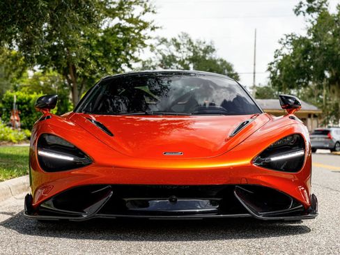 Used 2021 McLaren 765LT RWD image 24