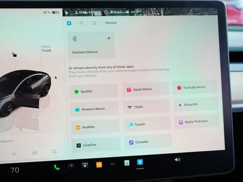 Used 2023 Tesla Model 3 Standard Range image 34
