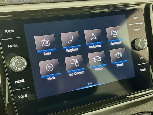 Used 2023 Volkswagen Atlas Cross Sport SE w/ Black Wheel Package image 16