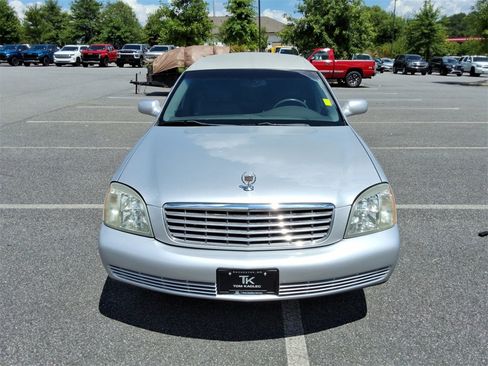 Used 2003 Cadillac De Ville Limousine image 2