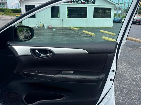 Used 2019 Nissan Sentra S FWD image 35