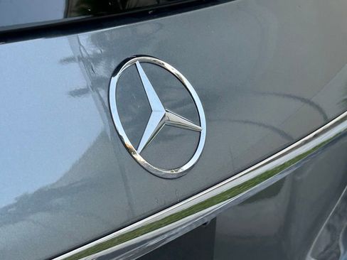Used 2023 Mercedes-Benz GLE 350 4MATIC w/ Premium Package image 19