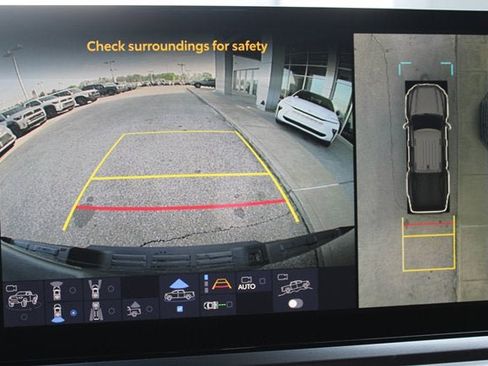 New 2025 Toyota Tacoma TRD Off-Road image 4