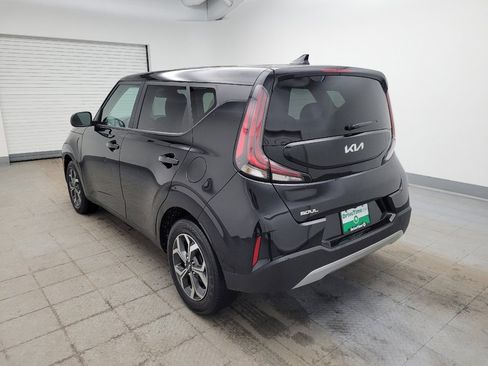 Used 2023 Kia Soul LX image 5