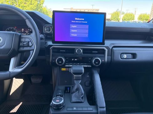 New 2026 Toyota 4Runner Limited AWD/4WD image 18