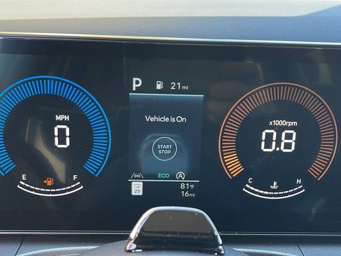 New 2025 Hyundai Santa Fe XRT image 24