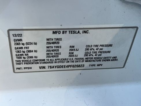 Used 2023 Tesla Model Y Long Range image 28