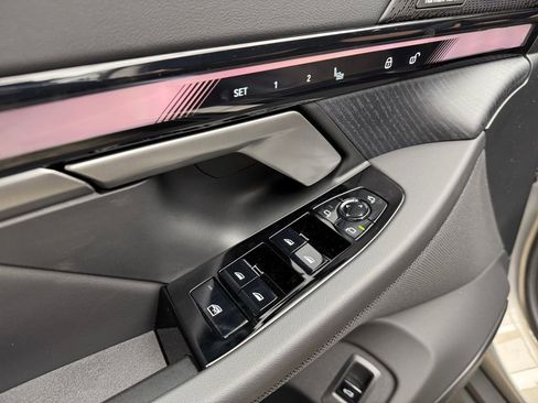 New 2026 BMW i5 eDrive40 AWD/4WD image 13