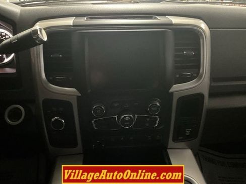 Used 2017 RAM 2500 Big Horn w/ Sport Appearance Group AWD/4WD image 19