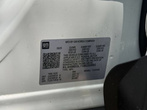 Used 2025 Buick Encore GX Preferred FWD image 27