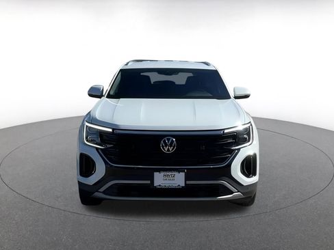 Used 2025 Volkswagen Atlas Cross Sport SE image 7