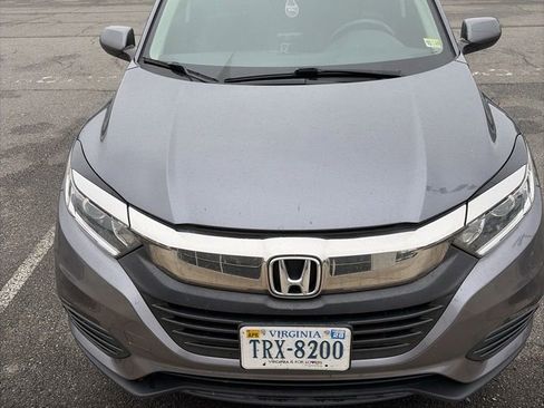 Used 2021 Honda HR-V LX image 2