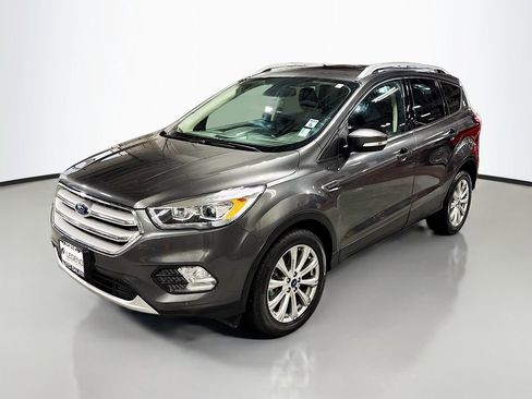 Used 2018 Ford Escape Titanium image 1