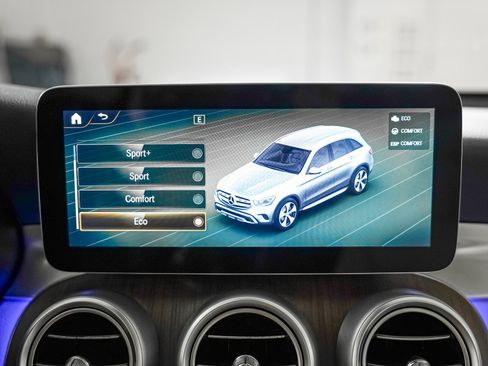 Certified 2022 Mercedes-Benz GLC 300 image 21