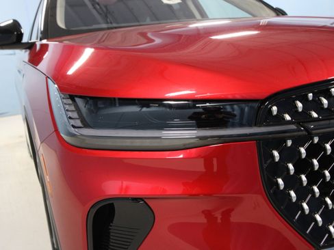 New 2026 Lincoln Nautilus Premier image 31