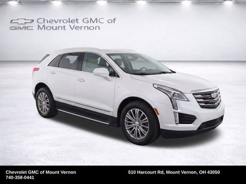 Used 2017 Cadillac XT5 Luxury w/ Driver Awareness Package AWD/4WD image 23