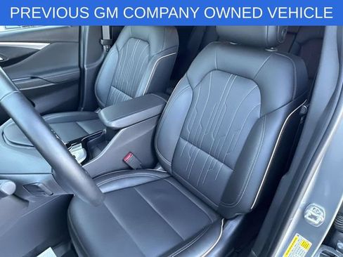 Used 2025 Buick Envista Avenir FWD image 19