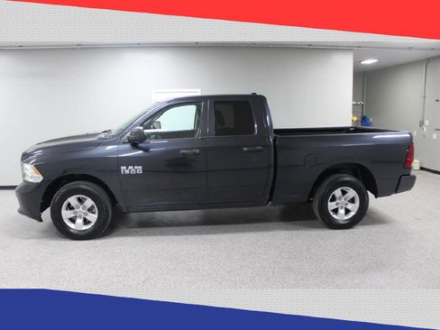 Used 2017 RAM 1500 Express image 6