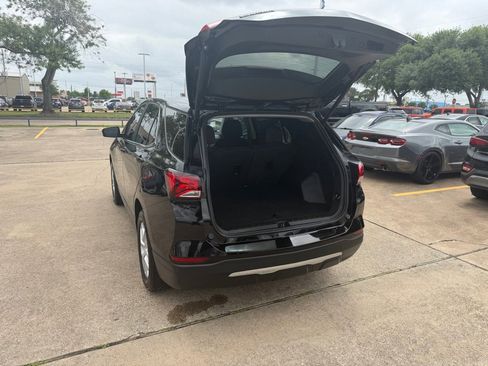 Used 2023 Chevrolet Equinox LT FWD image 13