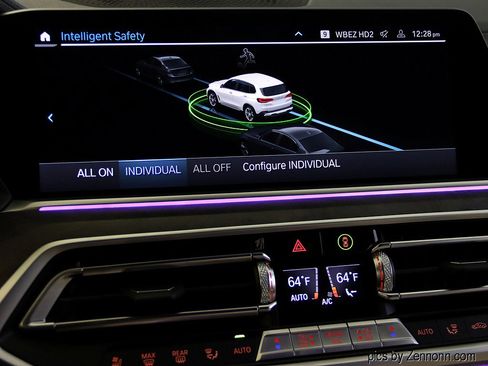 Used 2022 BMW X5 xDrive45e w/ Executive Package image 25