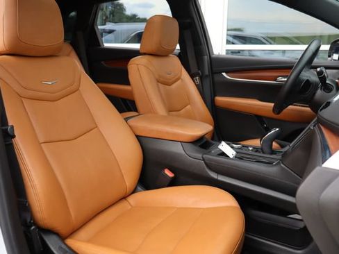 Used 2021 Cadillac XT5 Premium Luxury AWD/4WD image 43