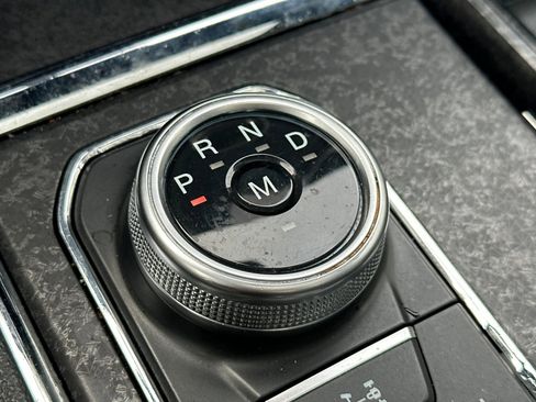 Used 2023 Ford Expedition Limited image 35