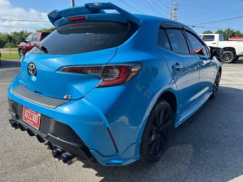 Used 2021 Toyota Corolla SE FWD image 3