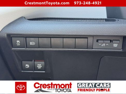 Certified 2025 Toyota Sienna XLE AWD/4WD image 20