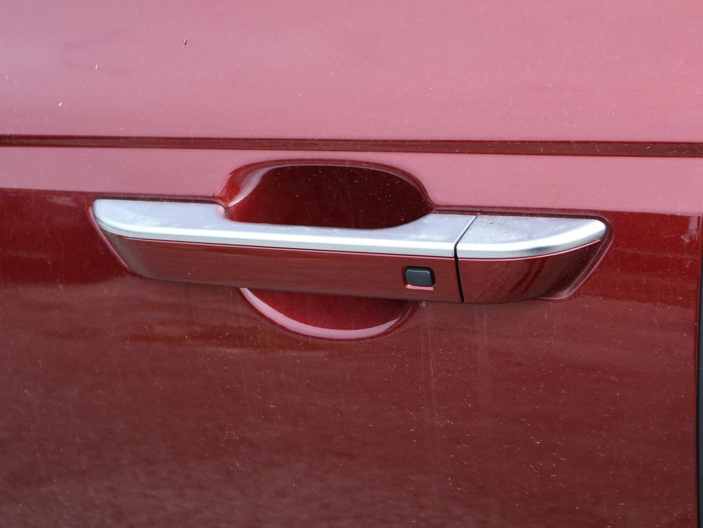New 2025 Kia Carnival FWD image 20