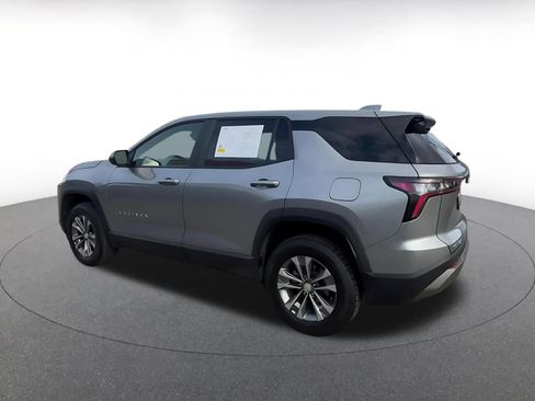 Used 2025 Chevrolet Equinox LT image 10