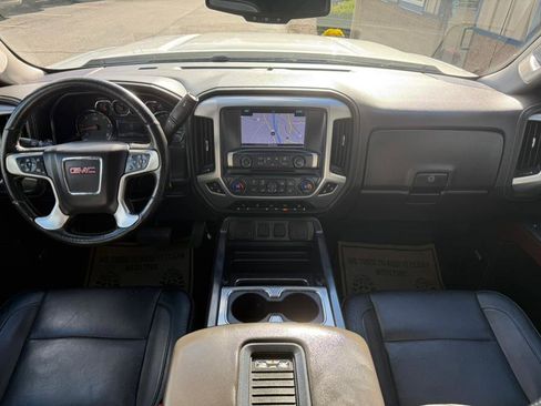 Used 2018 GMC Sierra 2500 SLT w/ Driver Alert Package image 14