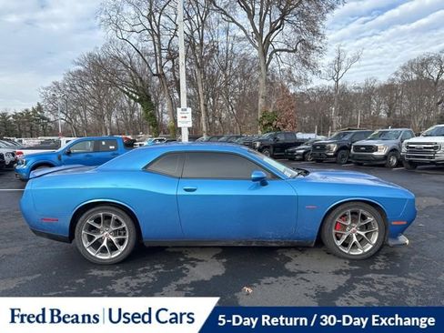 Used 2019 Dodge Challenger R/T w/ Plus Package image 9