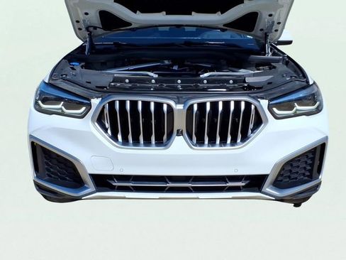 Used 2023 BMW X6 xDrive40i w/ Premium Package AWD/4WD image 25