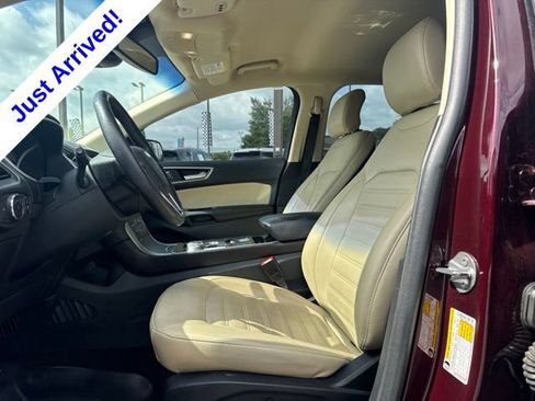 Used 2019 Ford Edge SEL w/ Equipment Group 201A FWD image 8