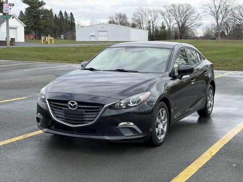 Used 2015 MAZDA MAZDA3 i Sport image 1